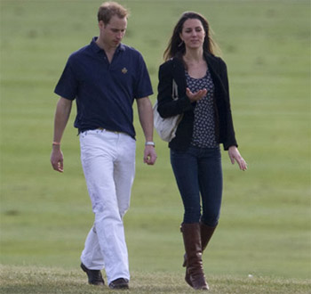 William & Kate To Sue Candy Press Over Topless Photos